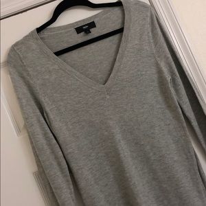 Mossimo light gray v neck sweater size Small